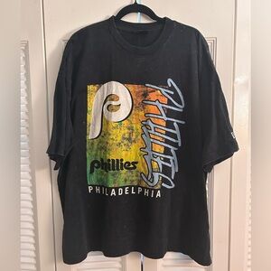 New Era Phillies Boxy Charcoal Tee